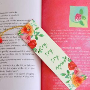Květinová záložka do knihy s červenou kytičkou