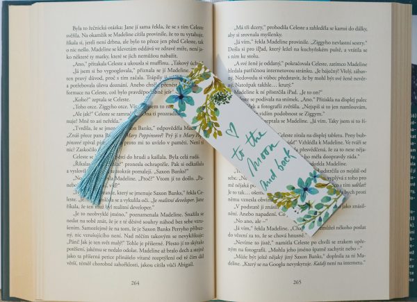 Květinová záložka do knihy s modrým střapcem 3