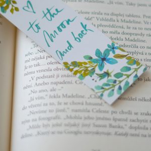 Květinová záložka do knihy s modrým střapcem 4
